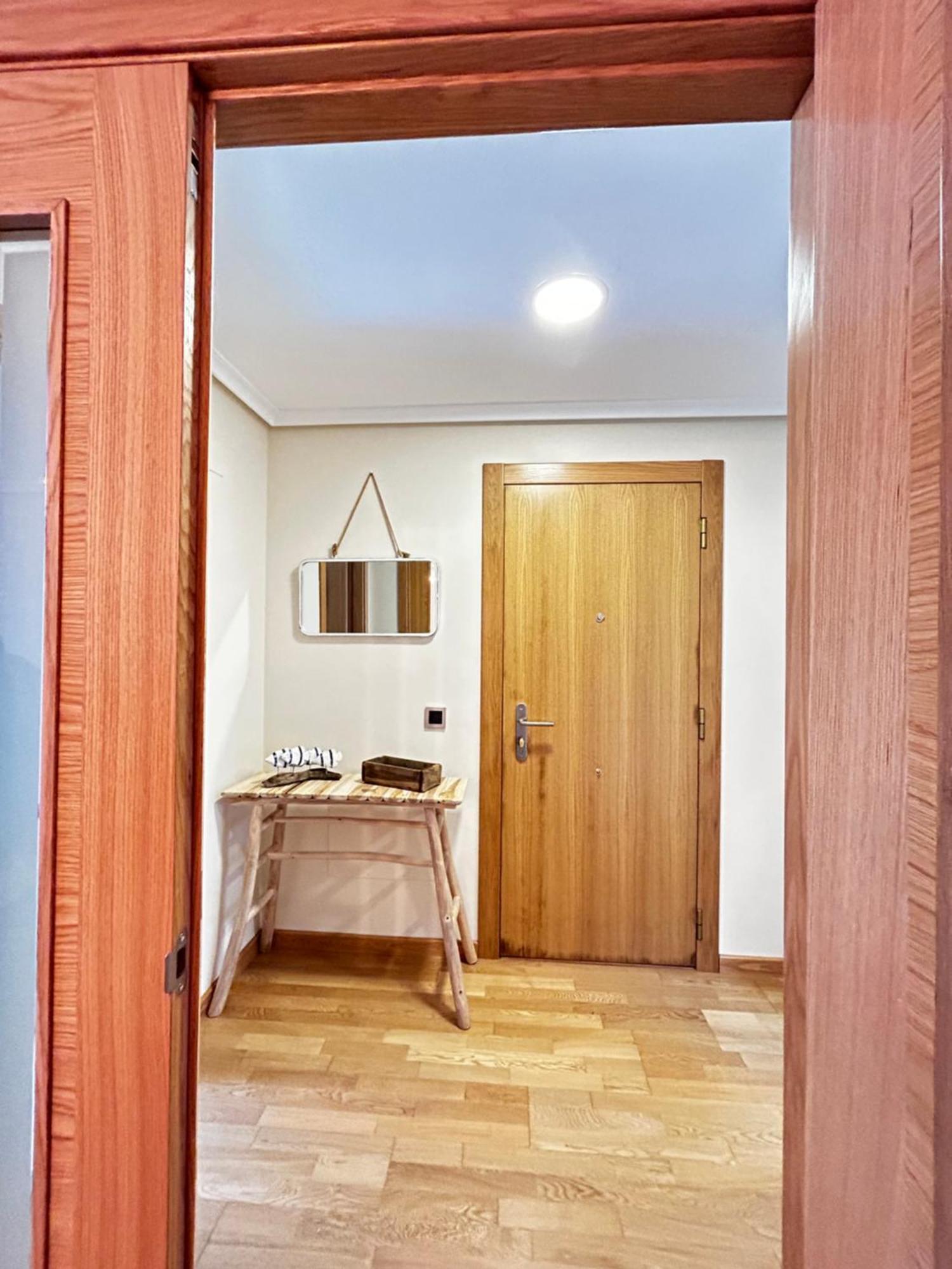 Marina Llanes V Apartment Bagian luar foto
